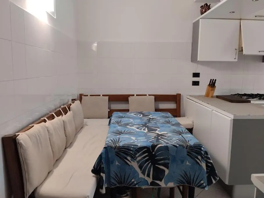 Alloggio Centrale Comodo Al Mare E Alla Stazione Chiavari 0*,